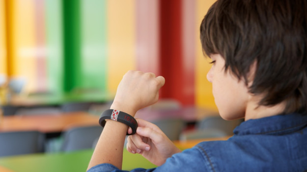 Minecraft Gameband could be the start of a wearable gaming charge