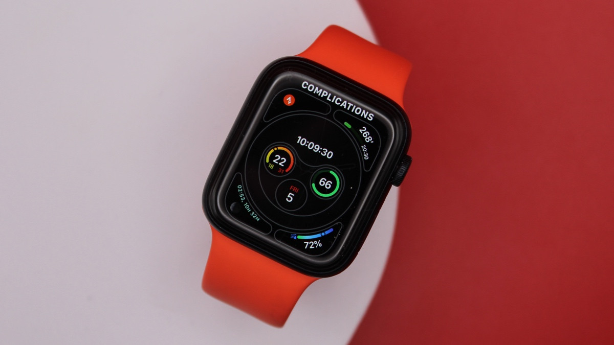 How to add complications to an Apple Watch face photo 1