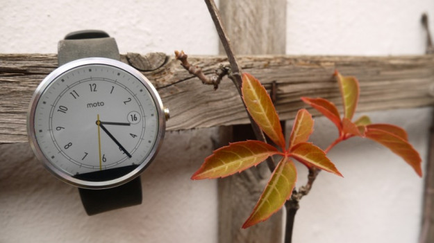 Moto 360 on sale in UK now