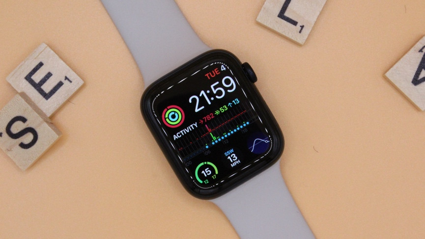 Apple watch SE display 2022