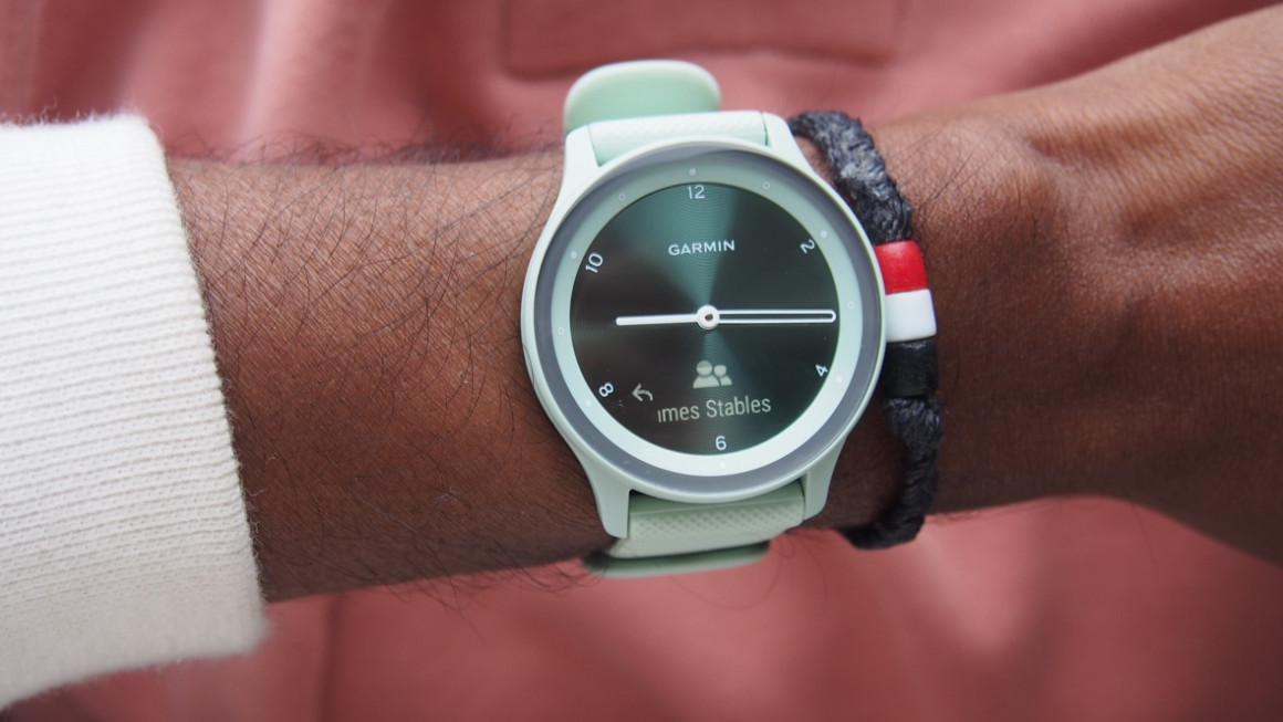 Garmin Vivomove Sport review