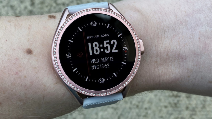 Michael Kors MKGO Gen 5E review: style and smarts