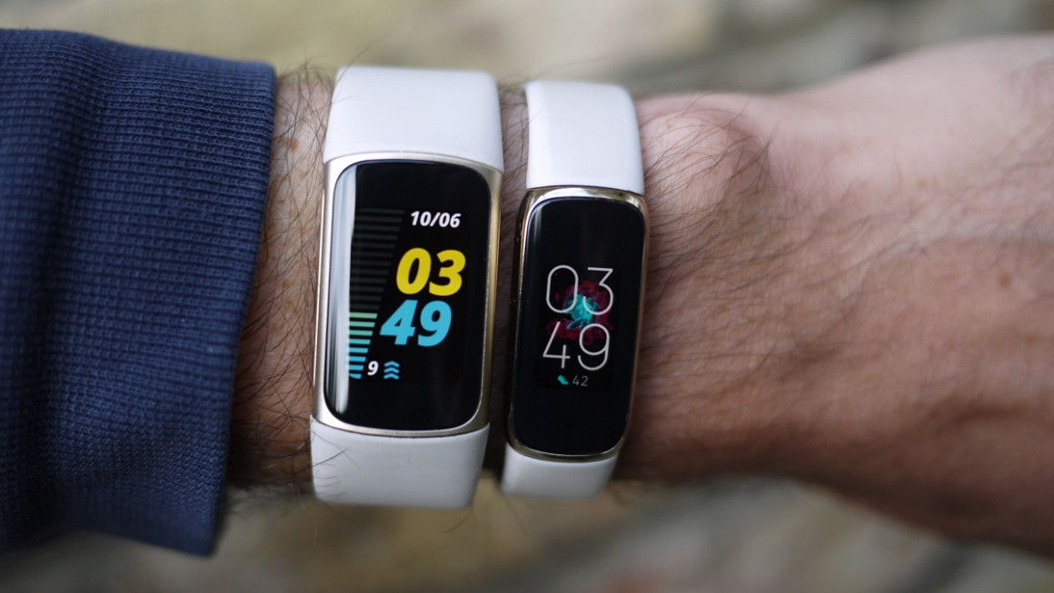 Fitbit Charge 5 and Luxe